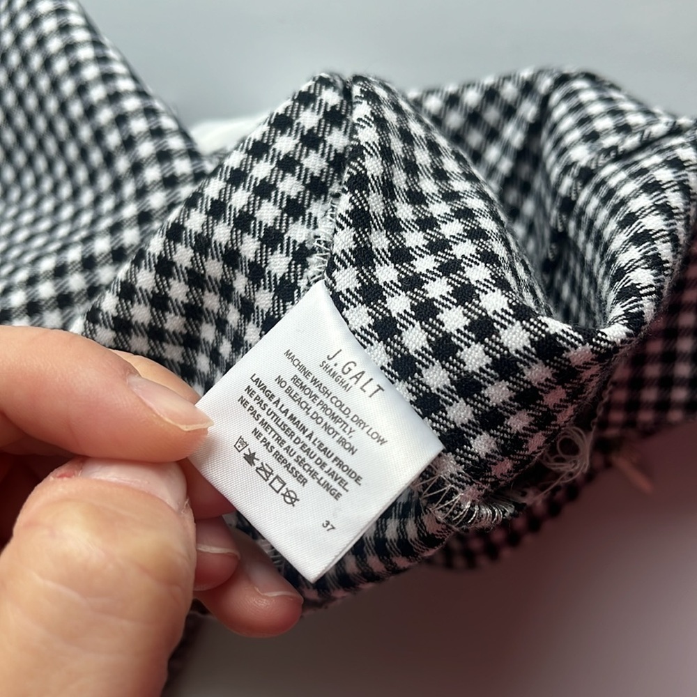 john galt by brandy melville Classic Black and White Checkered mini Skirt - Picture 7 of 9